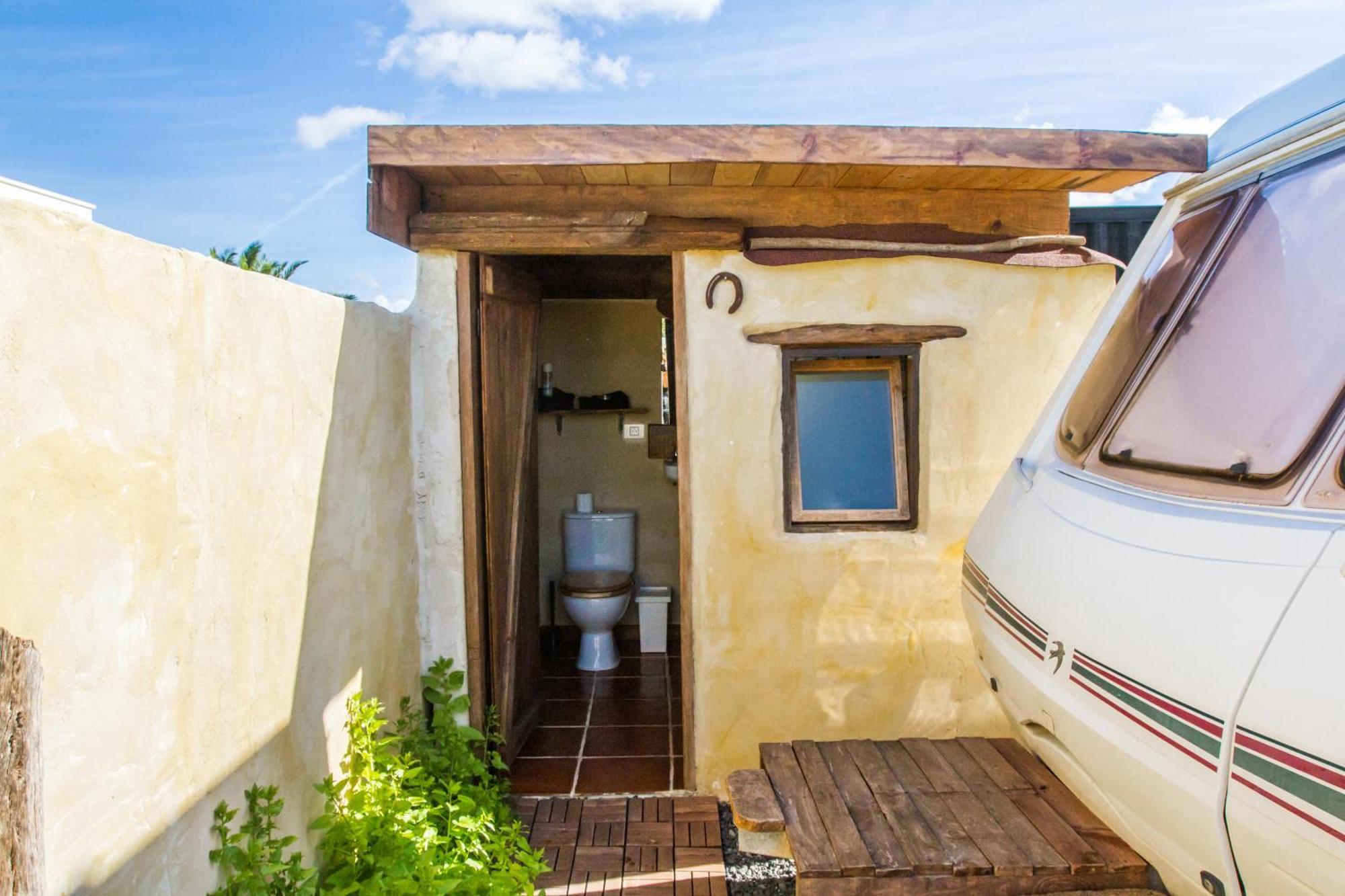 Caravan Apartment Tinajo Luaran gambar